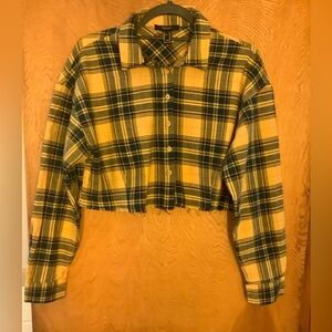 FOREVER 21 - Plaid Crop Distressed Top Size M EUC Women/Junior